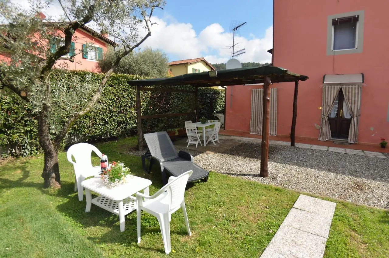 Casa Daniel Villa Cappella 0*,